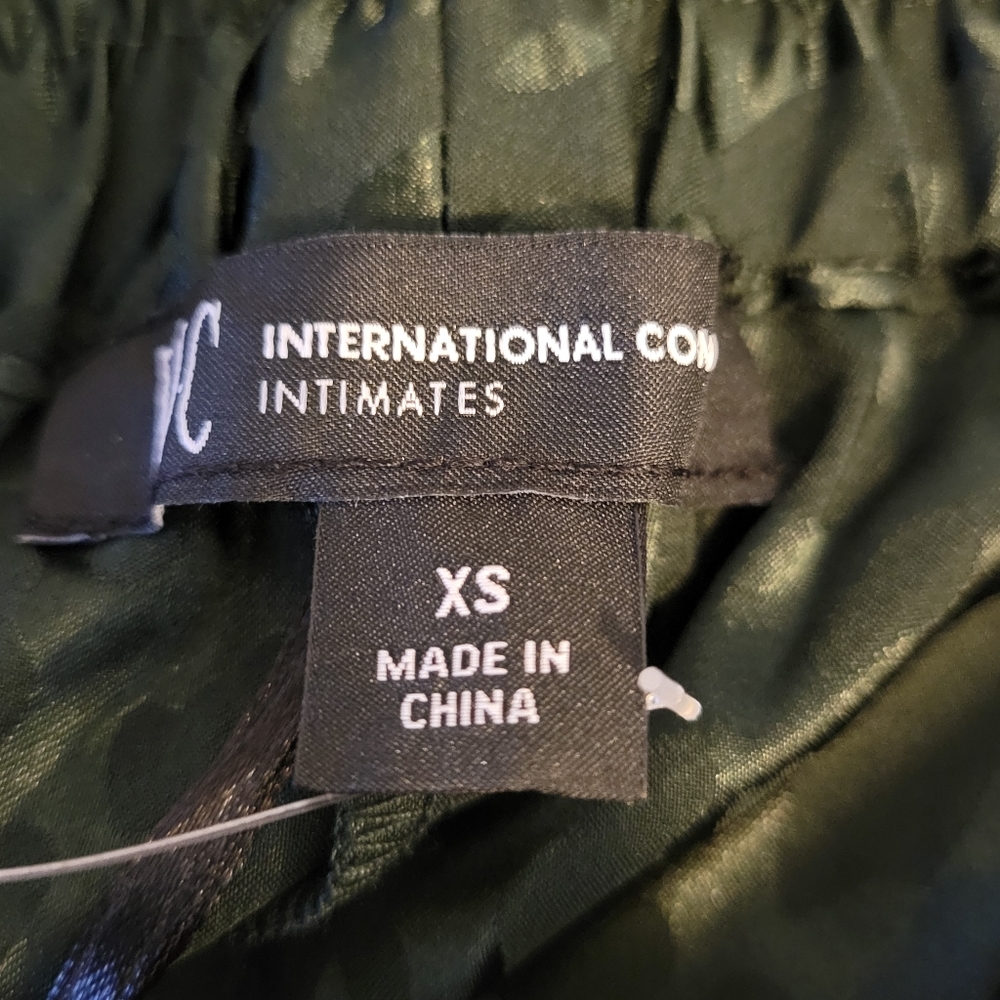 NWOT INC Dk Green Pajama Pants - Picture 4 of 6